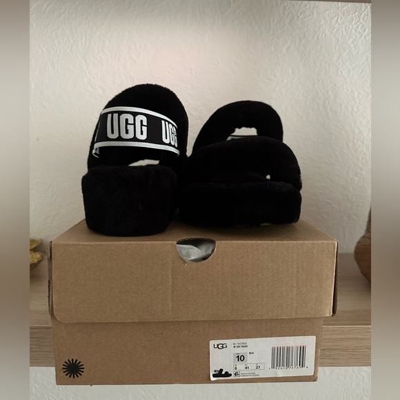 UGG “oh yeah” slipper - Picture 4 of 5